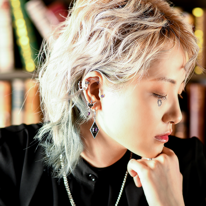 ボディピアス ピアス 専門店 月の満ち欠け カフス 軟骨ピアス かっこいい メンズ かわいい Medistore Medi Store